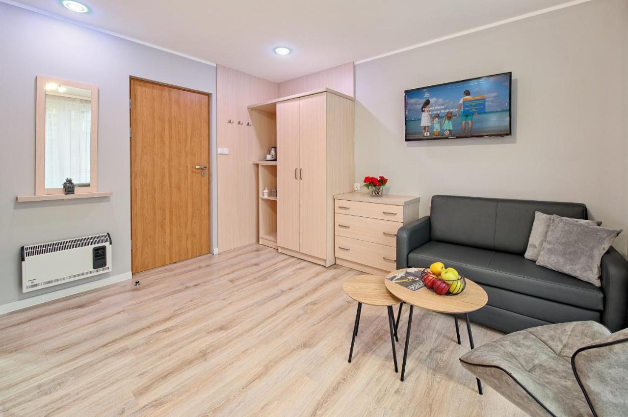 Osrodek Wypoczynkowy Star Hotel Leba Bagian luar foto