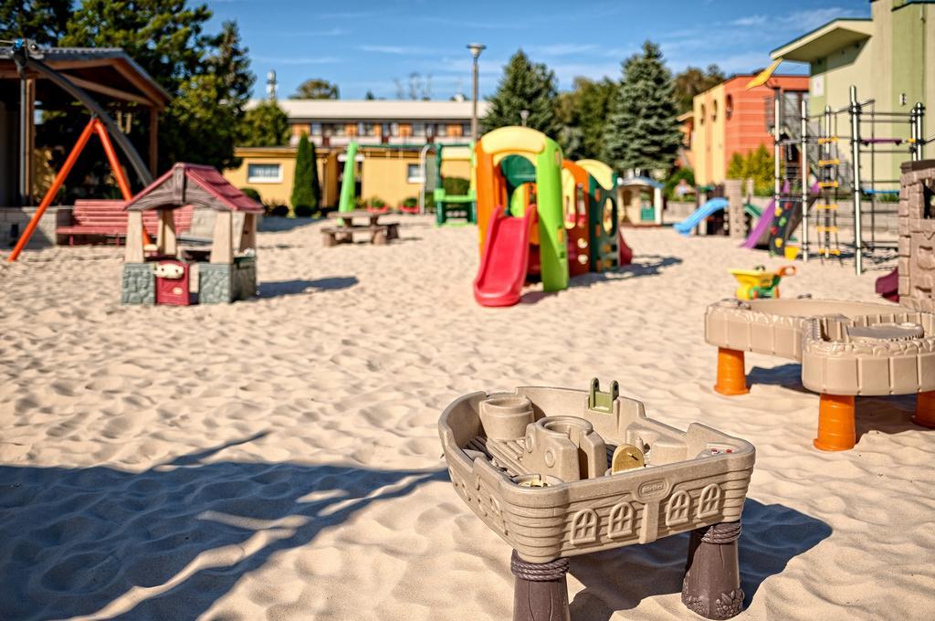 Osrodek Wypoczynkowy Star Hotel Leba Bagian luar foto